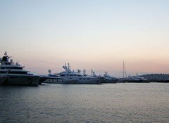 portbook.gr port marinaFloisvou72014-07-25_01_26_12_large.jpg